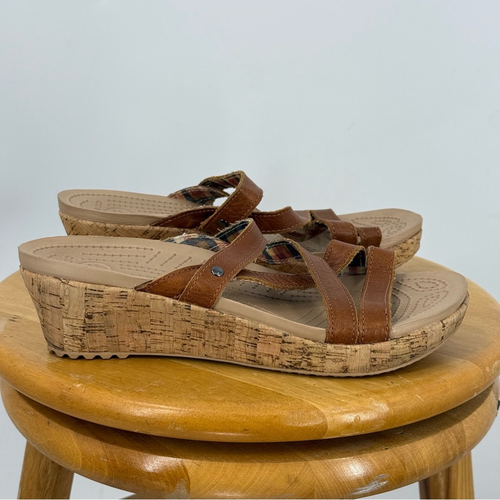CROCS A-Leigh Brown Wedge Sandals with Strappy Design